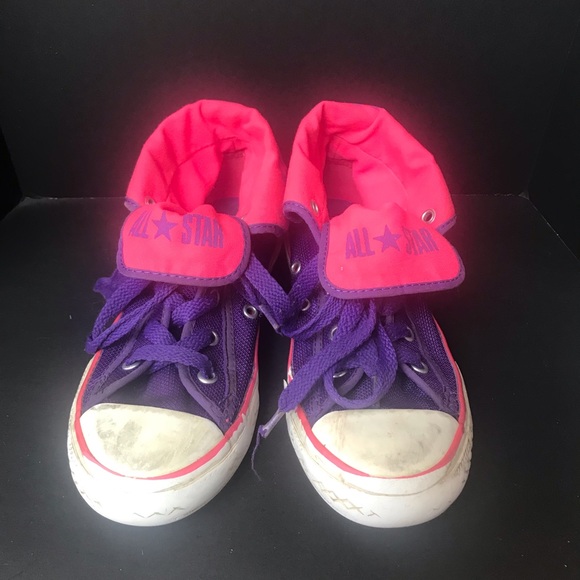 Converse - Picture 2 of 3